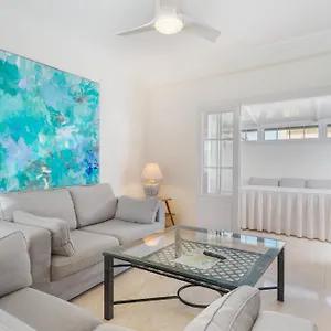 Wide With Terrace & Parking- 3bd 2bth- Alfalfa Appartement